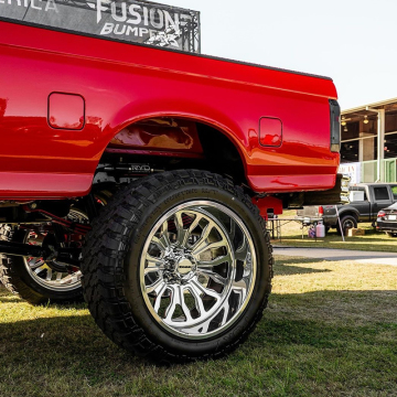 Forged Aluminum Alloy Deep Dish Wheels for F150 and C10 Pickup Trucks (17-30 Inch, Various Bolt Patterns)