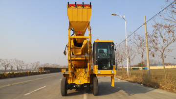 XCMG SLM4000i 4m3 Self Feeding Concrete Mixer Truck