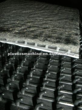 Pinboard type drainage board machine