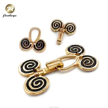 High End Gold Hooks with Black Enamel for Classic Fashion Design