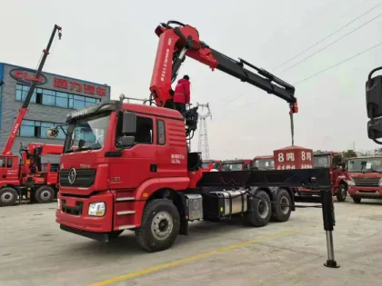 CLW tractor truck 6*4 truck 420HP truck