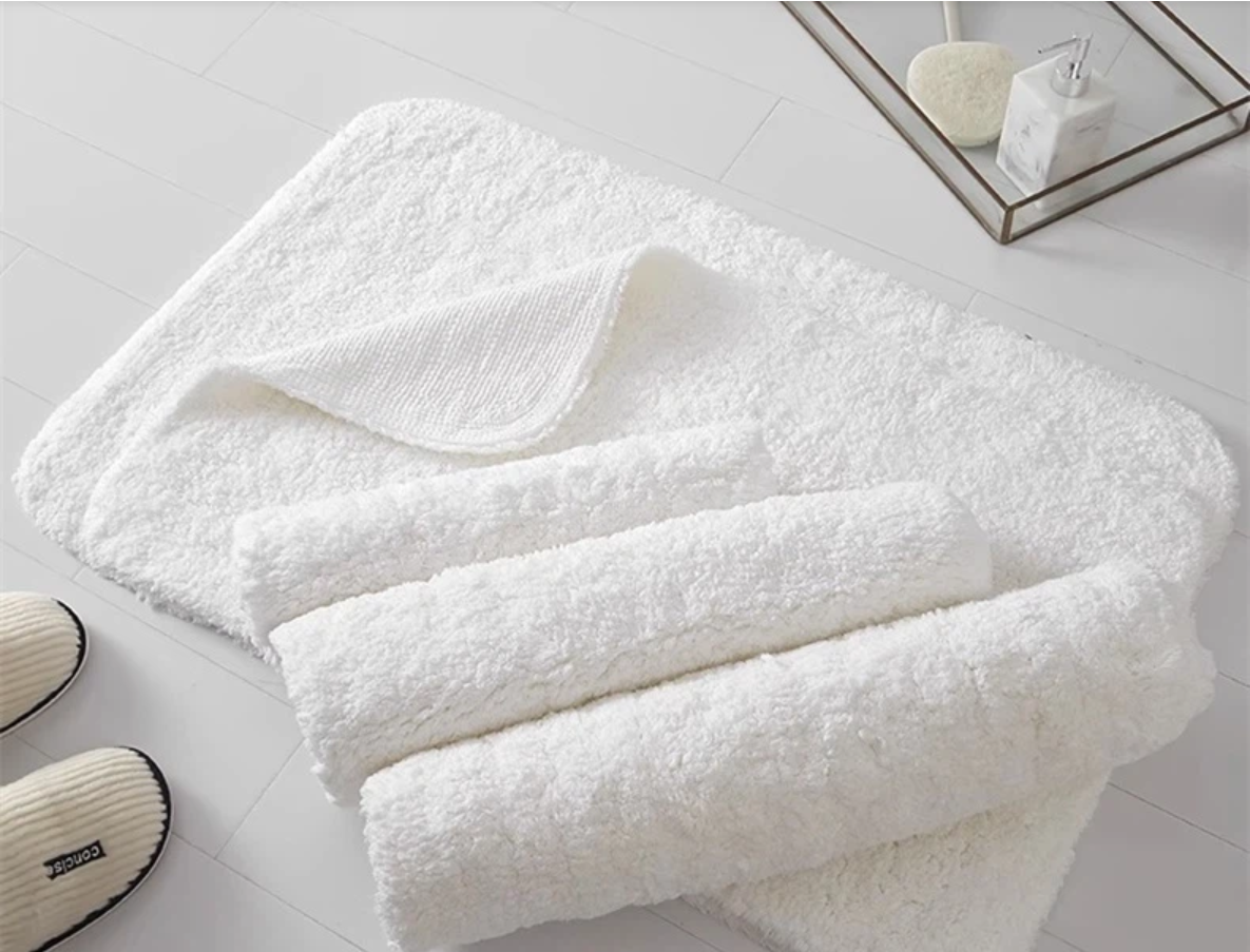 High Quality White Rug3