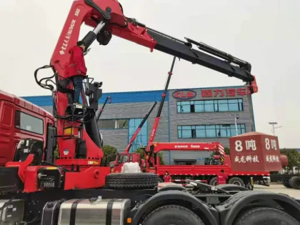 CLW tractor truck 6*4 truck 420HP truck