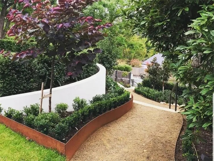 Corten steel garden edging