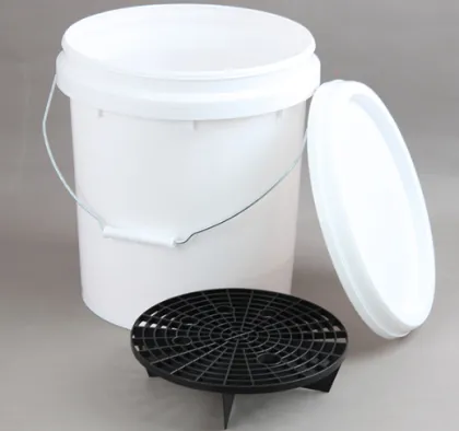 car beauty shop plastic wash bucket with grit guard