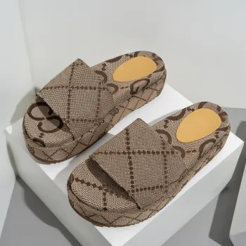 Wholesale Custom Logo Summer Shoes: Ladies Sandals, Slides & Slippers 2024