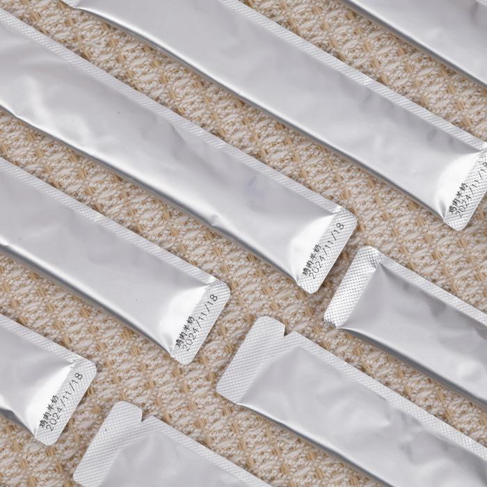 Angereicherte Katze cremig mit essentiellen Vitaminen