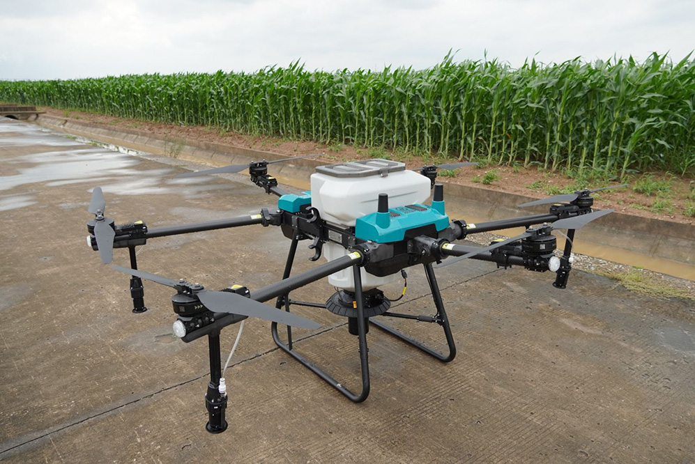 Drones agrícolas enquadram a pulverização de drones agro