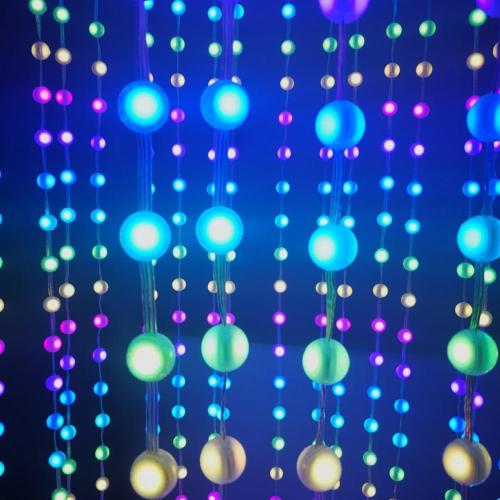 Zmiana koloru światła 3D RGB LED Ball Strand