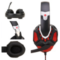 Headphone gaming profesional berkedip LED