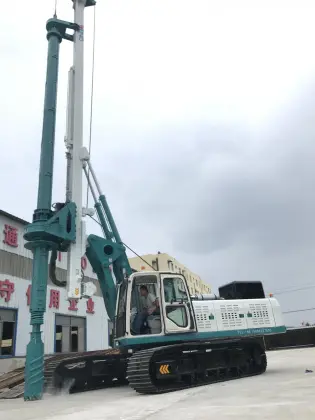 Crawler Mobile Oil Deep Well Drilling Rig Machine