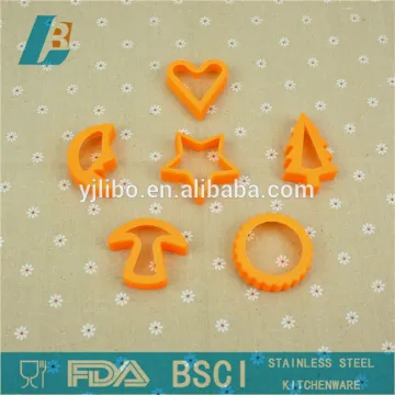colorful plastic cookie cutter cake cutter plunger