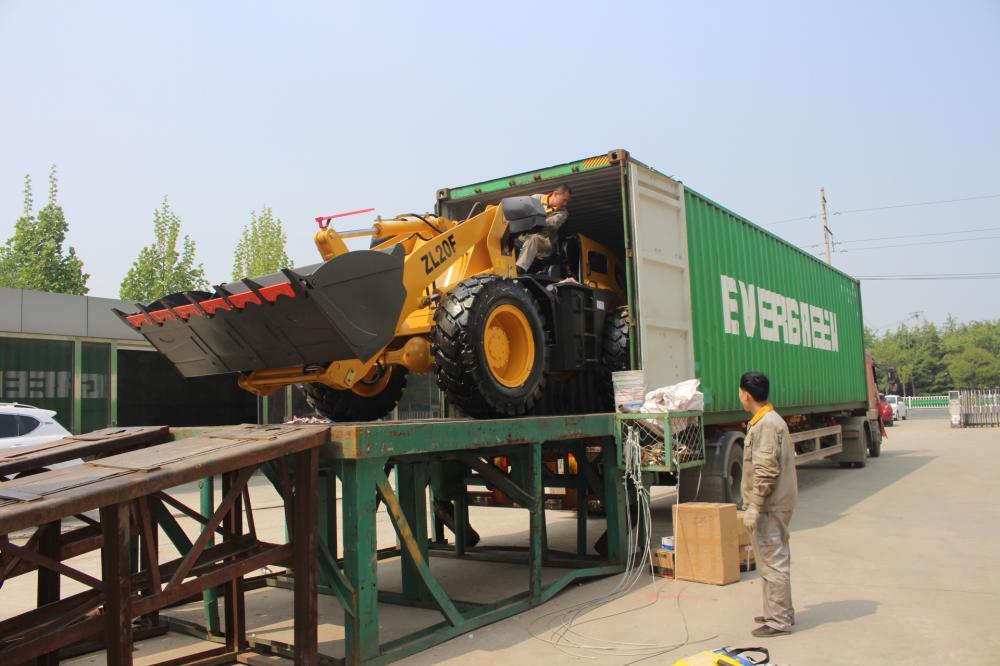 Zl20f Smaller Loader 5 Jpg