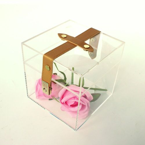 Hot Sale Clear Acrylic Gift Box with Belt