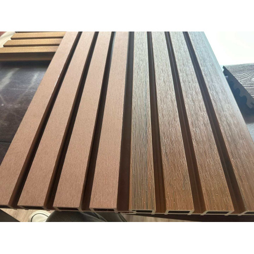 Cài đặt cong liền mạch Quản lý nội dung thời gian thực hoàn hảo cho không gian công cộng Thông tin giao thông City City