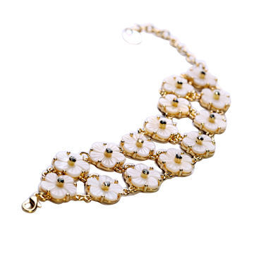 Elegant double layers lucky flowers designer wholesale shell bracelets, customized/OEM/ODM accepted