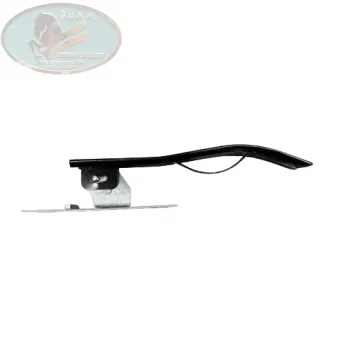 Wall Mounted Flat Spring Saddle Bracket for Horse Clothes and Saddle Rack