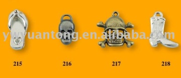 Zinc alloy fashion pendant,skull shape