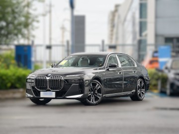 2023 BMW i7 eDrive50L Luxury M Sport Package
