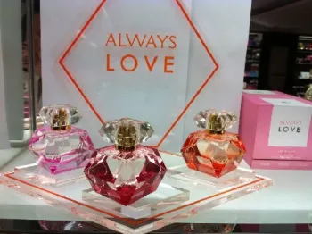 nice design perfume