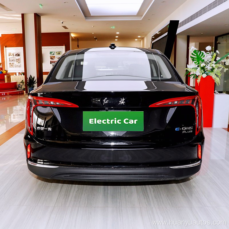 Pure electric new energy vehicle hongqi e-qm5