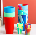 Tasses à vin en silicone de couleur personnalisée de logo avec couvercle