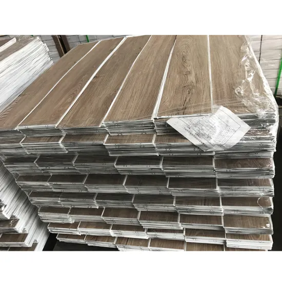 Click System Comfortable PVC Vinyl Flooring with Wood Color