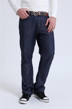 Men Thin and Light Jeans