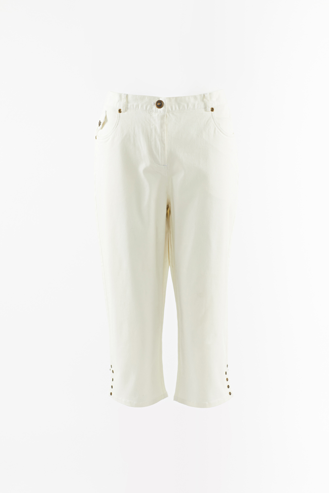 white cotton cropped pant