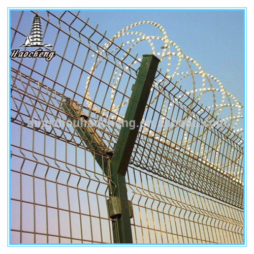 Razor barbed wire fence machinery