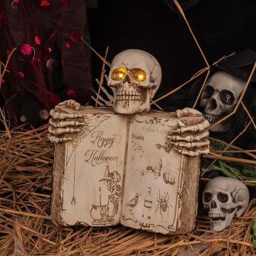Retro Halloween Decor: Glowing Skulls, Spooky Book Props, and Haunted House Layouts for Creating an Atmospheric Secret Room Experience