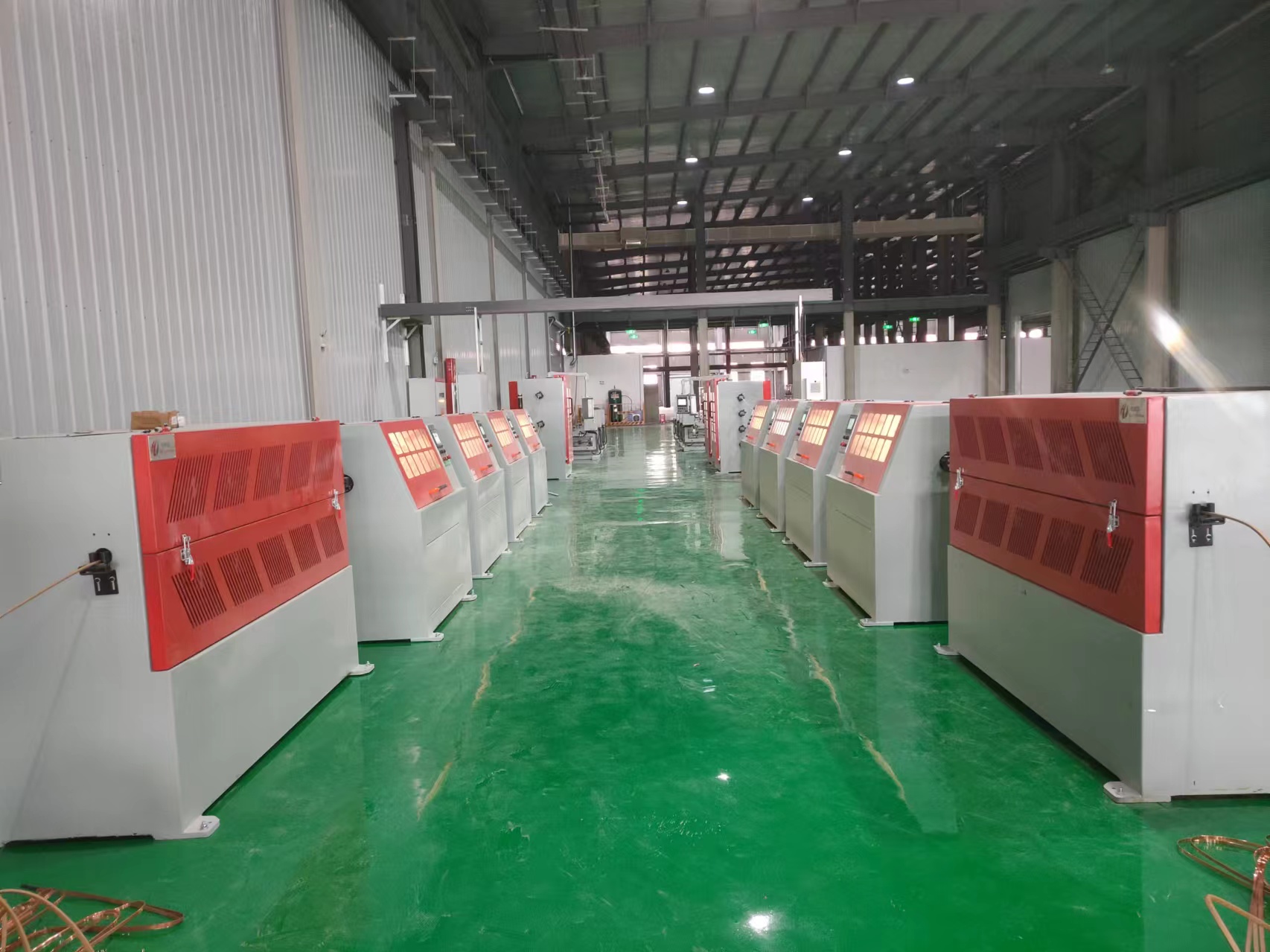 Máquina encintadora de papel combinada de alta eficiencia para embalaje