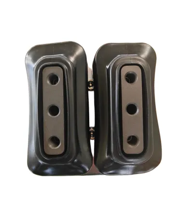 Hydraulic travel pilot valve