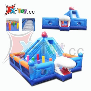 2015 hot sell giant shark style inflatable playground