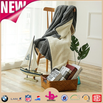 2015Very chunky cable sweater knit throw blanket with beautiful tassle/ new design of 100% acrylic knitted sofa throw or blanket