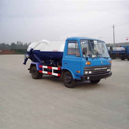 8000L Dongfeng Vacuum Suction Sewage Truck for Sales