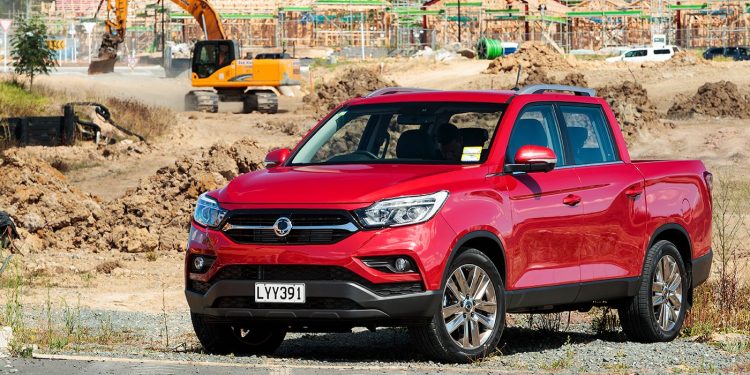 Крышка роликового затвора для носорога Ssangyong