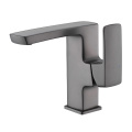 Single Handle Single Hole Bathroom Sink Faucet Chrome