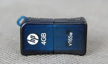 China HP USB flash drive with full memory V165W