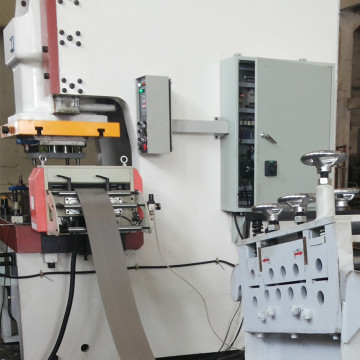 Servo Roll Feeds