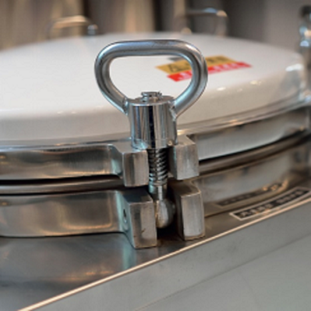 vertical fully automatic autoclave for sale