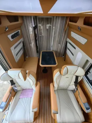 JMC Fushun Long-Axle High-Roof RV Search Engine