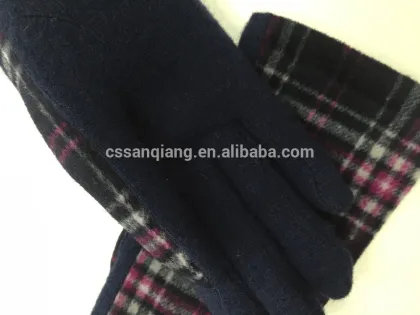 Driving Car holding gloves winter warm gloves for women/daily life gloves