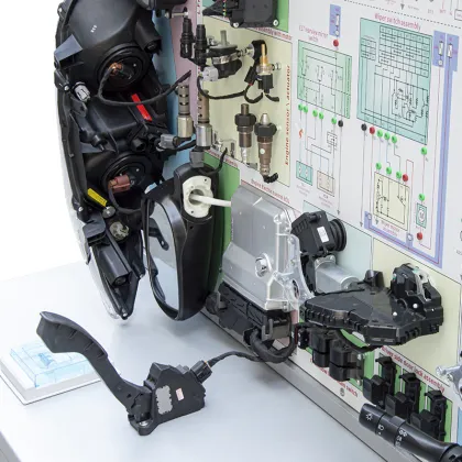 Electric Vehicle Teaching Board Automotive Training Equipment