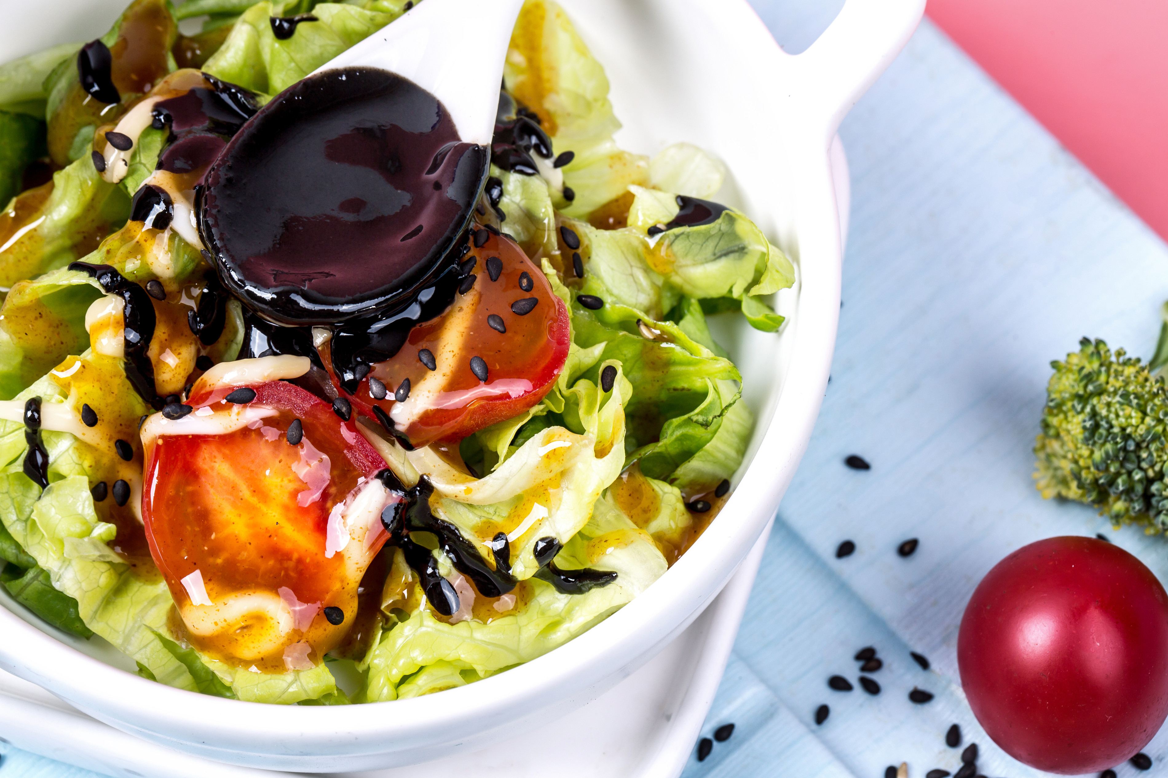 Black Sesame Paste Salad