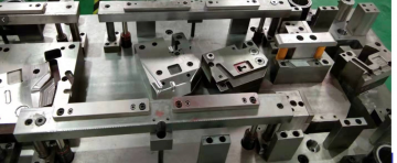 Automobile Hinge Stiffener mould
