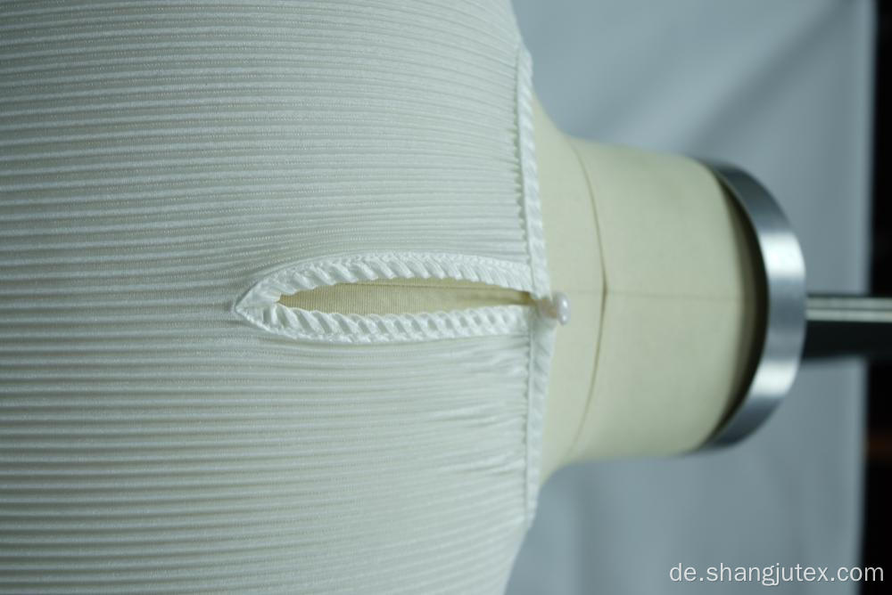 Longrock der Frauen mit Knopf