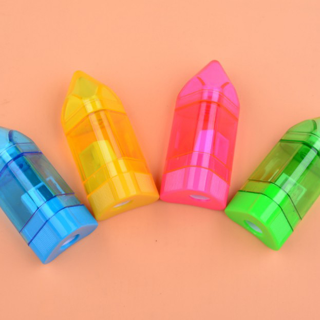 taille-crayon en plastique avec gomme