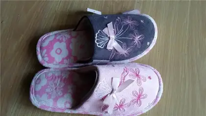Children slippers