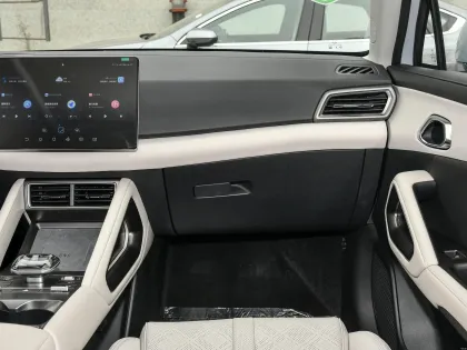 BYD Yuan Up 401km New Energy Vehicle